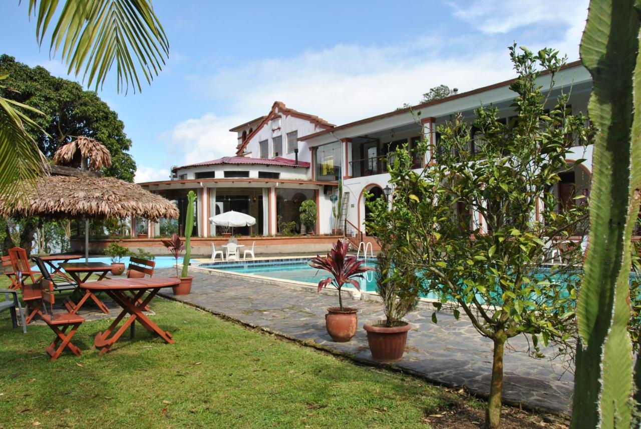 Hotel Gloria Coroico Bagian luar foto